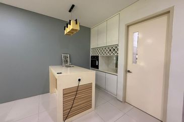 Mirage By The Lake @ Perdana Lakeview West