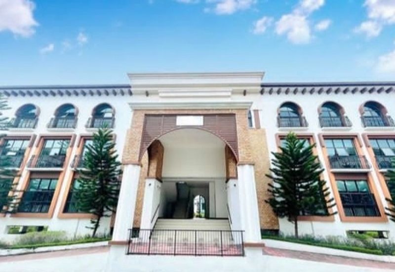 Isle of Kamares, Setia Eco Glades