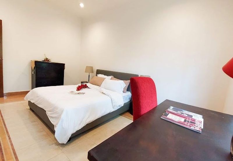 IOI Beverly Row @ IOI Resort City