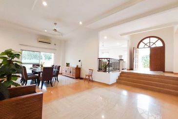 IOI Beverly Row @ IOI Resort City