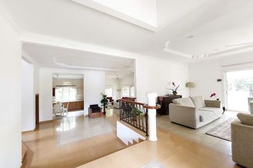 IOI Beverly Row @ IOI Resort City