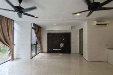 Mirage By The Lake @ Perdana Lakeview West