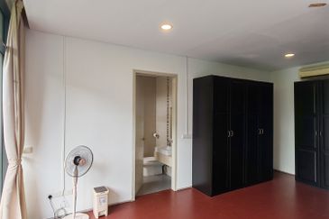 Mirage By The Lake @ Perdana Lakeview West