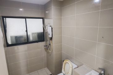 Mirage By The Lake Condominium