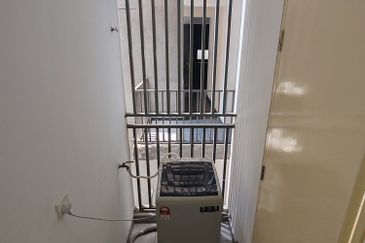 Mirage By The Lake Condominium