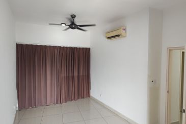 Mirage By The Lake Condominium