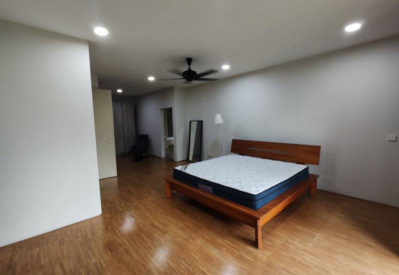 Mirage By The Lake @ Perdana Lakeview West