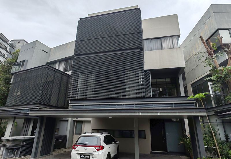 Mirage By The Lake @ Perdana Lakeview West