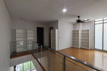 Mirage By The Lake @ Perdana Lakeview West