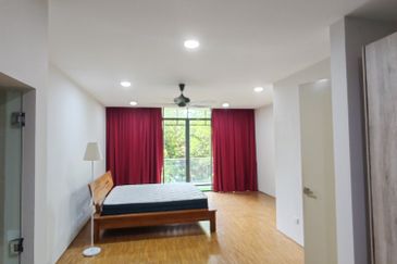 Mirage By The Lake @ Perdana Lakeview West