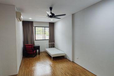 Mirage By The Lake @ Perdana Lakeview West