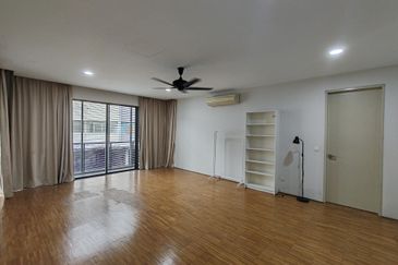 Mirage By The Lake @ Perdana Lakeview West