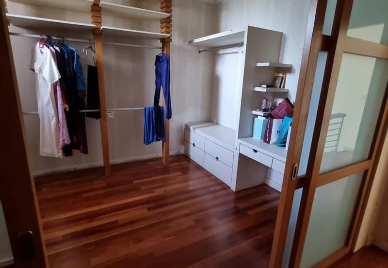 Perdana Lakeview East