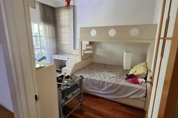 Perdana Lakeview East