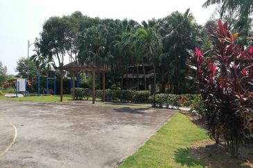 Perdana Lakeview East