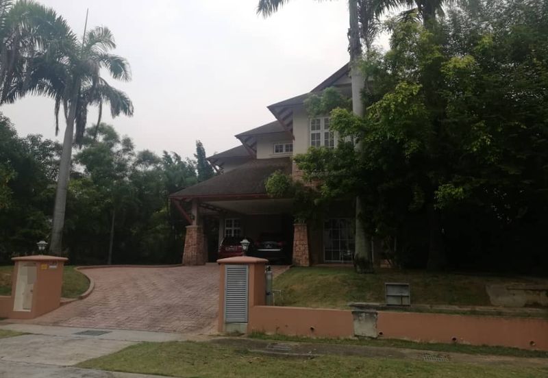 Perdana Lakeview East