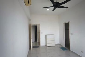 Mirage By The Lake Condominium