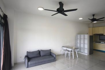 Mirage By The Lake Condominium