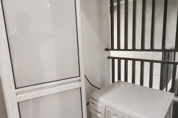 Mirage By The Lake Condominium