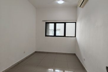 Mirage By The Lake Condominium