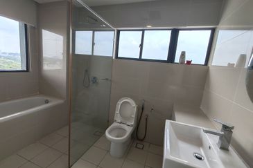 Mirage By The Lake Condominium