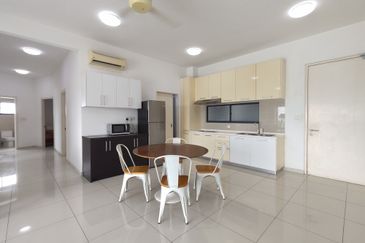 Mirage By The Lake Condominium