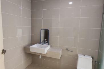 Mirage By The Lake Condominium