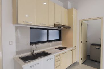 Mirage By The Lake Condominium