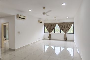 Mirage By The Lake Condominium