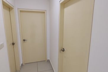 Mirage By The Lake Condominium