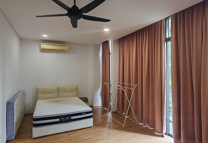 Mirage By The Lake @ Perdana Lakeview West