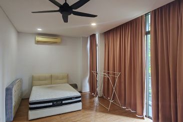 Mirage By The Lake @ Perdana Lakeview West