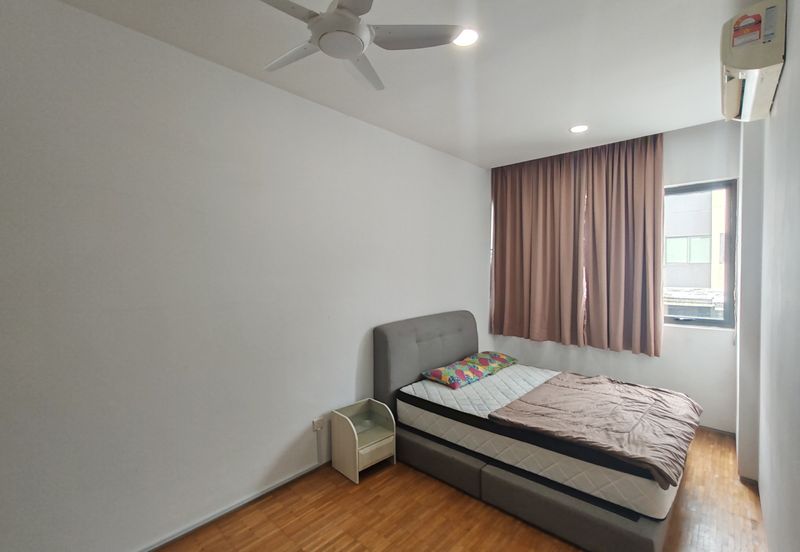 Mirage By The Lake @ Perdana Lakeview West