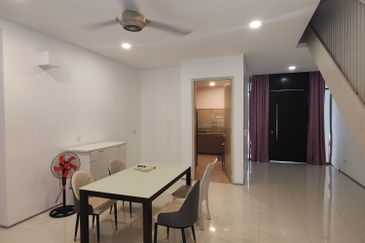 Mirage By The Lake @ Perdana Lakeview West