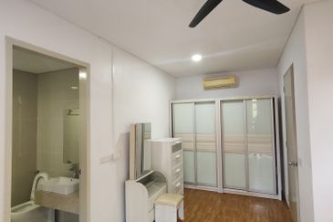 Mirage By The Lake @ Perdana Lakeview West