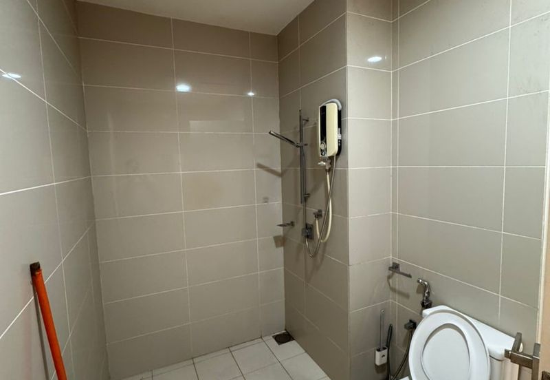 Mirage By The Lake Condominium