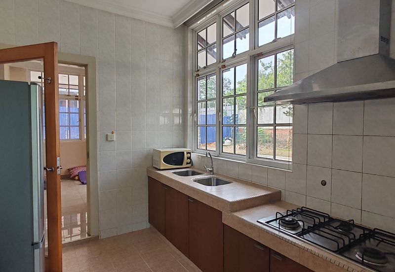 Perdana Lakeview East