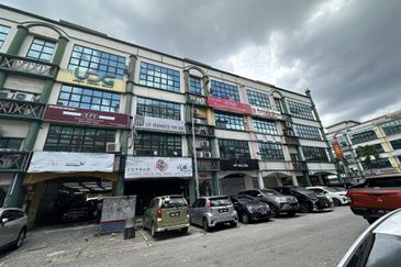 Cheong Hin Commercial City