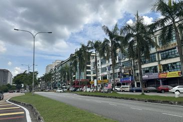 Cheong Hin Commercial City