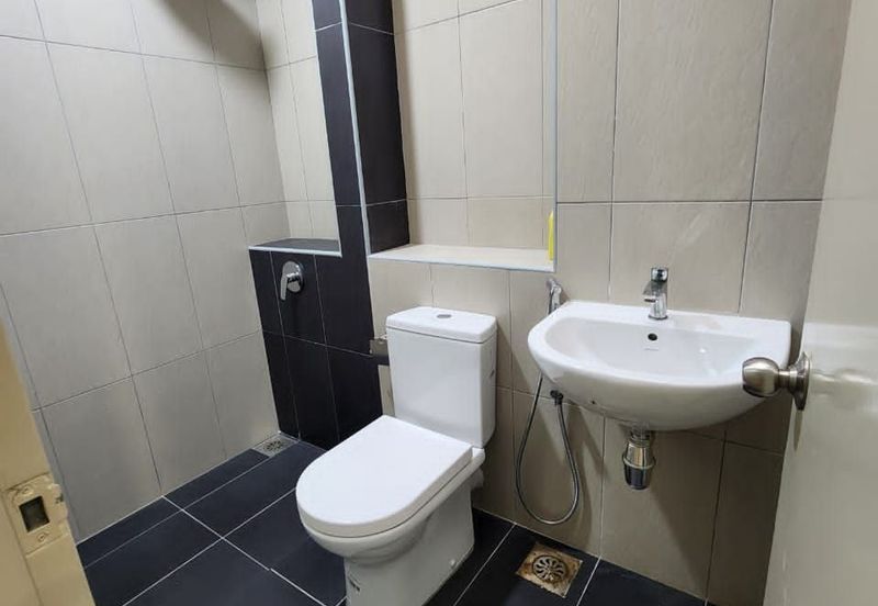 Lake Point Residence