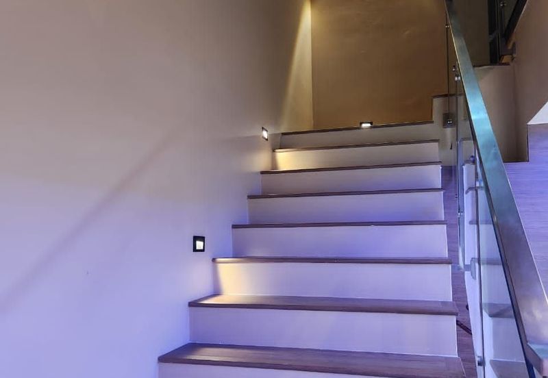 Lake Point Residence