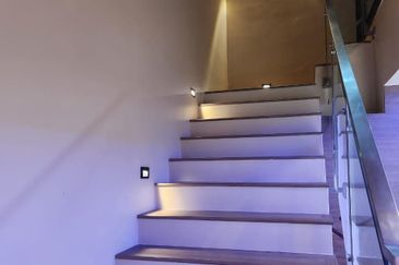 Lake Point Residence