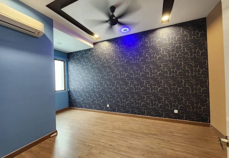 Lake Point Residence