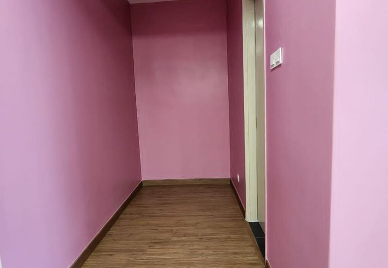 Lake Point Residence