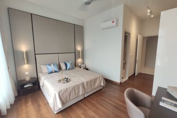 Pavilion Embassy Residence