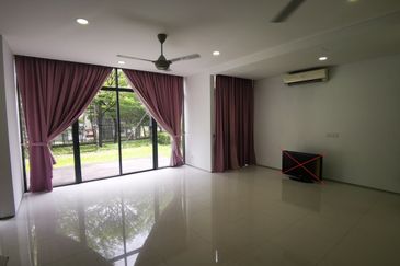 Mirage By The Lake @ Perdana Lakeview West