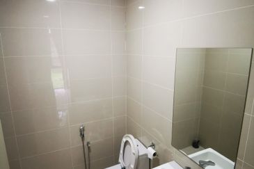 Mirage By The Lake @ Perdana Lakeview West