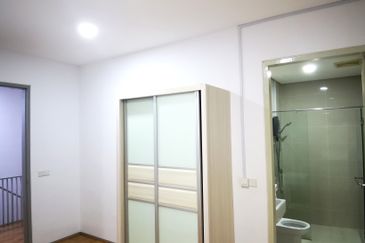 Mirage By The Lake @ Perdana Lakeview West