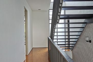 Mirage By The Lake @ Perdana Lakeview West