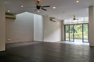 Mirage By The Lake @ Perdana Lakeview West